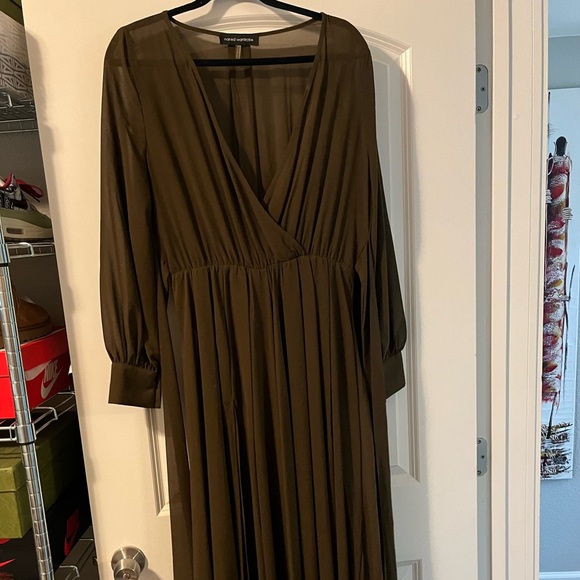 Naked wardrobe olive long sleeve dress 🫒 🍸 - Picture 4 of 7
